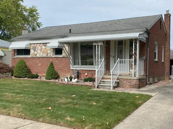 29610 Westfield St, Livonia, MI 48150
