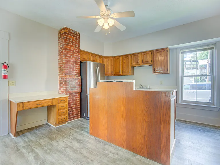 8 Chase Ave #1 — Photo 12