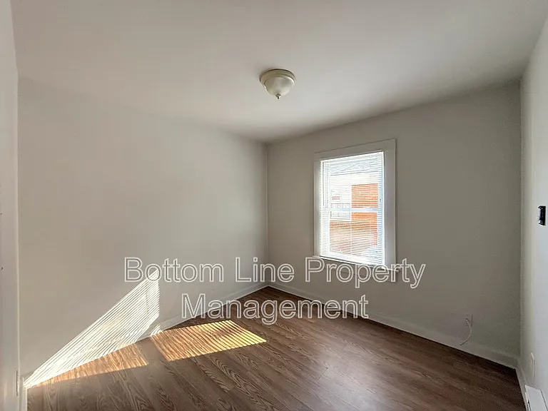233 Orange St — Photo 7