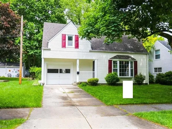 1467 Parkgate Ave, Akron, OH 44313