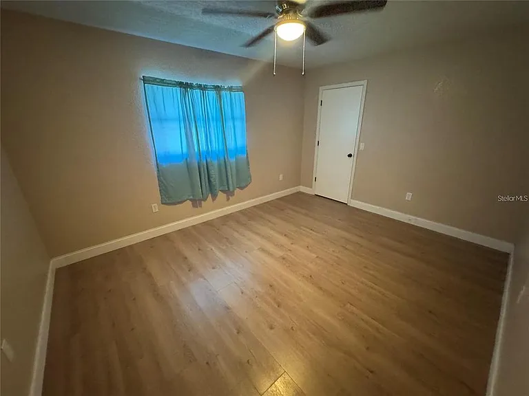 23289 Nancy Ave — Photo 9