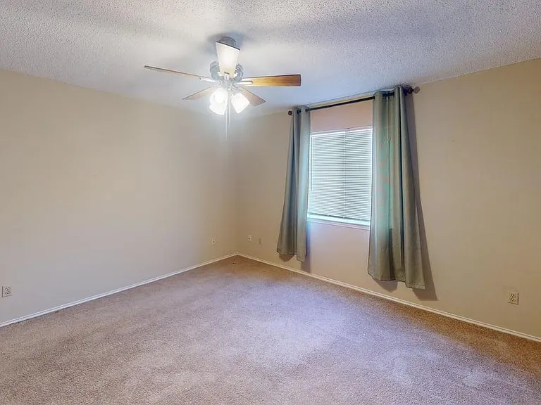 8503 Columbia Falls Dr — Photo 10