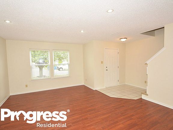 5th image of 14289 Weeping Cherry Dr