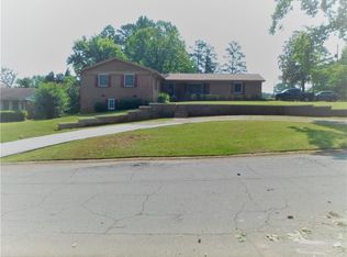 2866 Leisure Woods Ln, Decatur, GA 30034