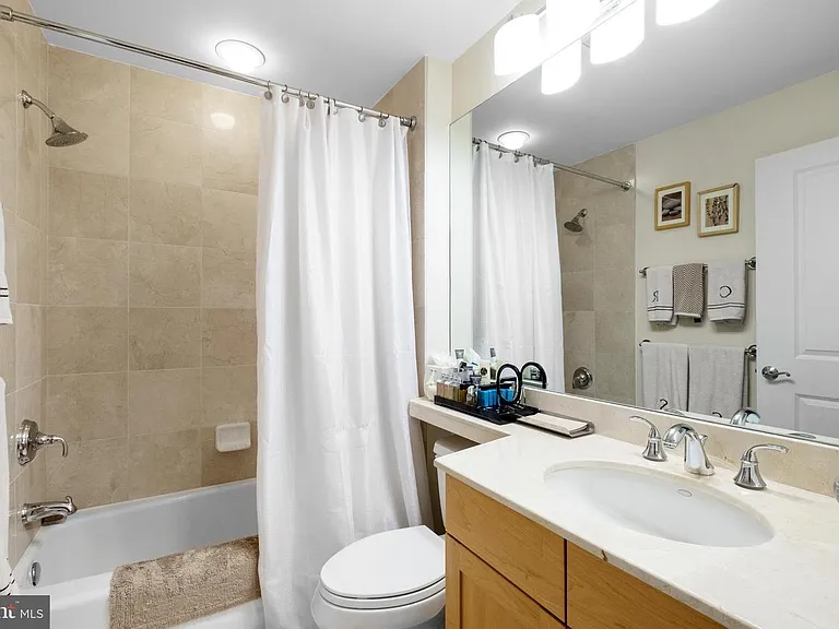 440 S Broad St #2407 — Photo 21