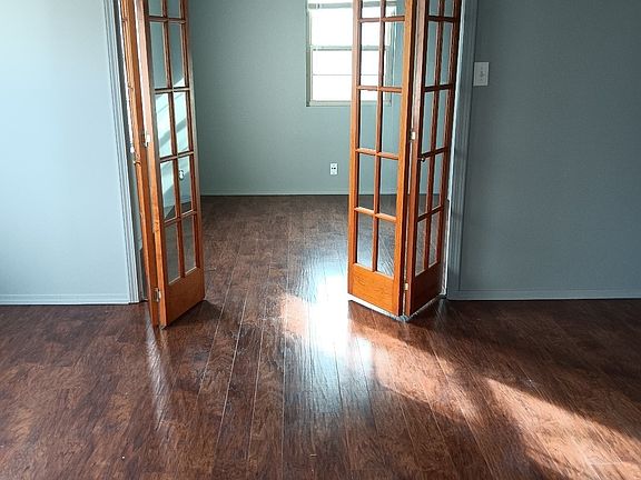 5th image of 1437 E 38th Pl Unit A