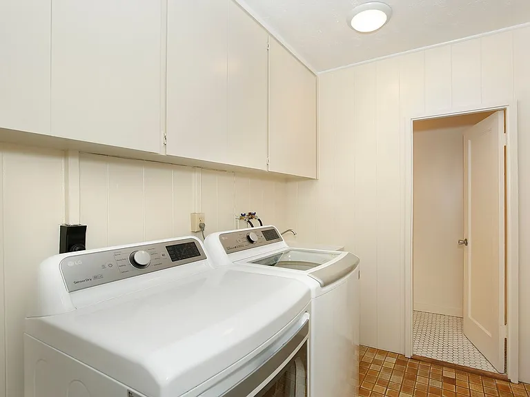 760 Onaha St — Photo 23