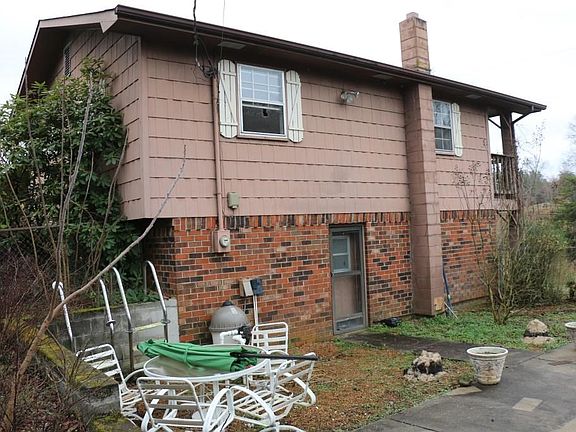 5th image of 1715 New Lake Rd