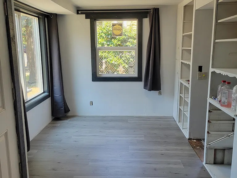 625 NW 21st St — Photo 11