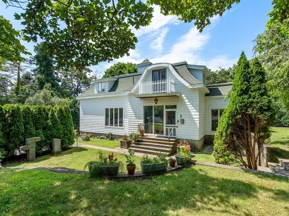 2 Rosemary Rd, Nahant, MA 01908