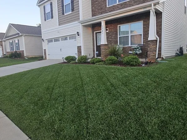 7741 Stonehouse Dr, Gastonia, NC 28056