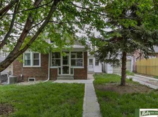 3930 Weston Ct, Streamwood, IL 60107