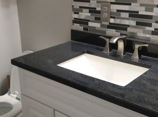 3535 Honeysuckle Ln, Middle River, MD 21220