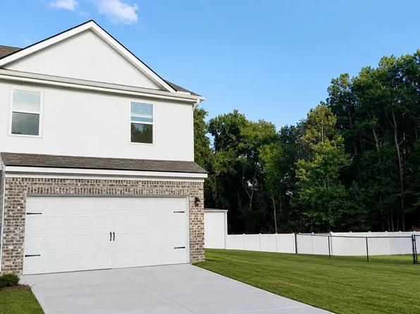 5440 Biltmore Dr, Atlanta, GA 30349