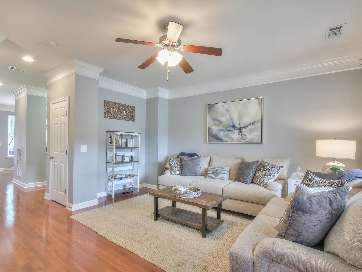 2 bed, 2.5 bath, 1269 sqft, $2,850 — Photo 1