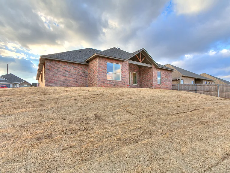 1901 Hollow Crest Ct — Photo 75
