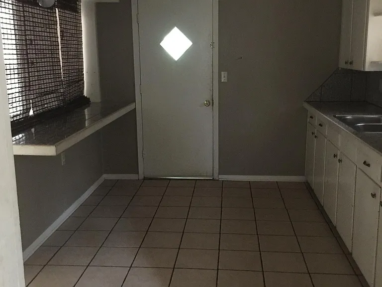 527 Pine St — Photo 5