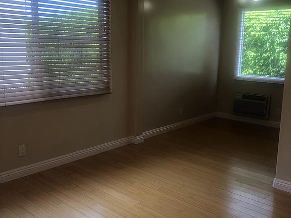 2nd image of 3711 Inglewood Blvd APT 10
