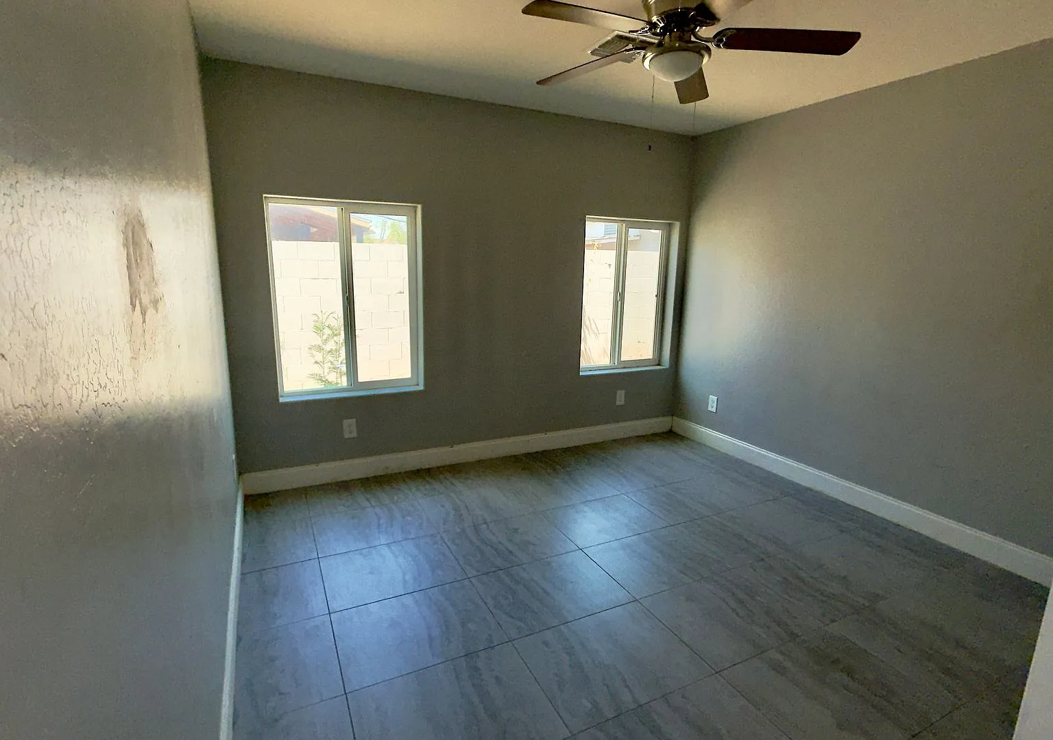 Updated 4 bedroom 2 bath single level Home! — Photo 4