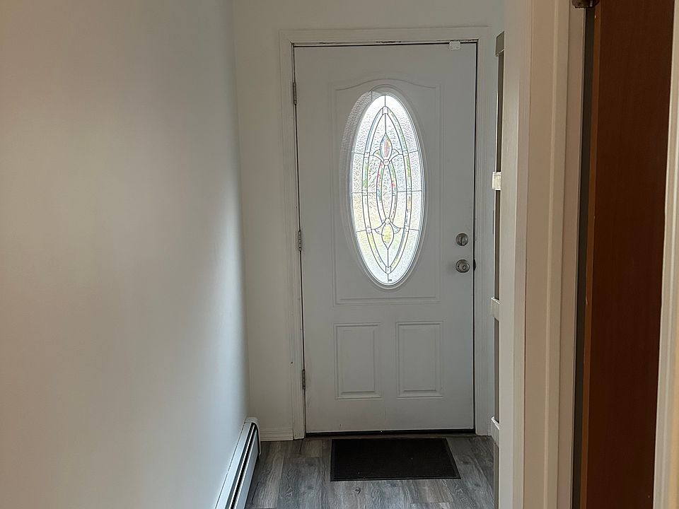 1st image of 9 Concord Dr #A