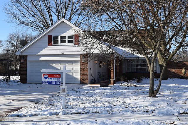 1st image of 506 S Reuter Dr