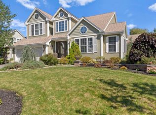 9 Saint Andrews Cir, Dover, NH 03820