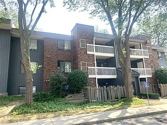 1st image of 709 Fieldstone Ct APT 14