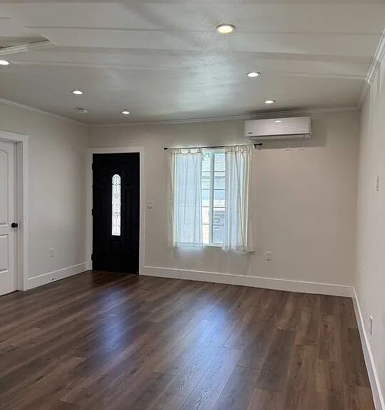 626 1/2 Silver Lake Blvd — Photo 16