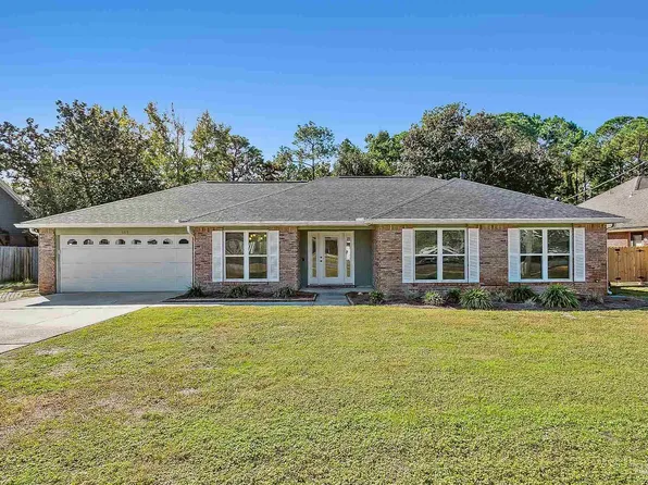 503 E Timberlake Dr, Mary Esther, FL 32569