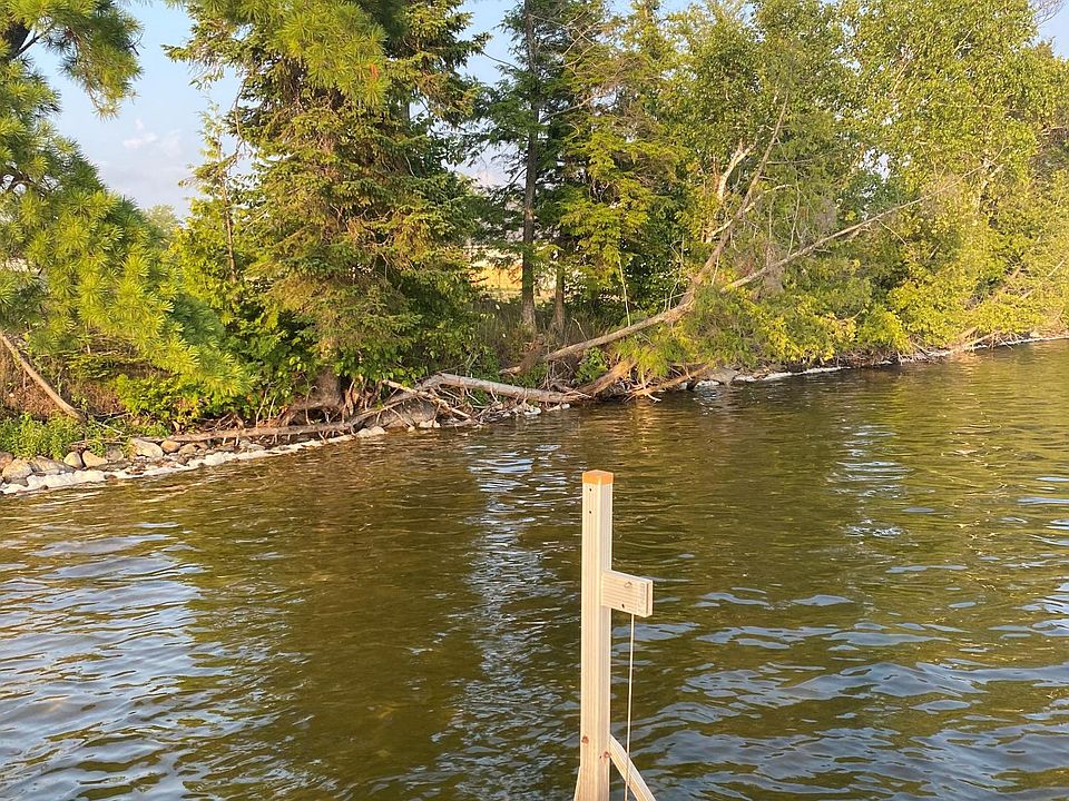 2nd image of N5929 E Milakokia Lake Rd