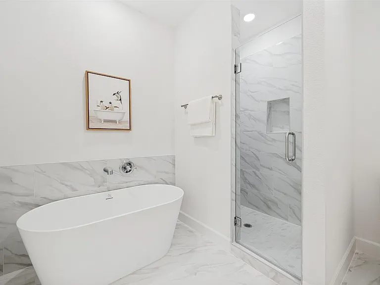 5609 Woodlands Dr — Photo 19