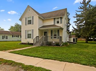 242 W Chebanse Ave, Chebanse, IL 60922