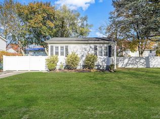 59 Nevada Road, West Babylon, NY 11704