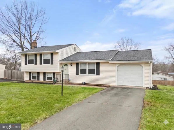 138 N Ithaca Ct #0, Sterling, VA 20164