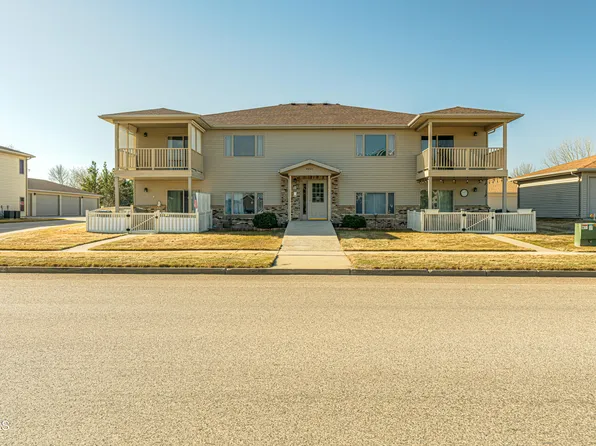 4601 McKenzie Dr SE Unit 1, Mandan, ND 58554