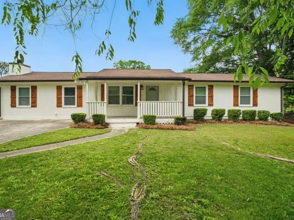 46 Forkwood Cir, Hiram, GA 30141