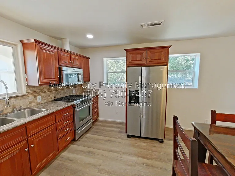 1210 Toro Canyon Rd — Photo 6