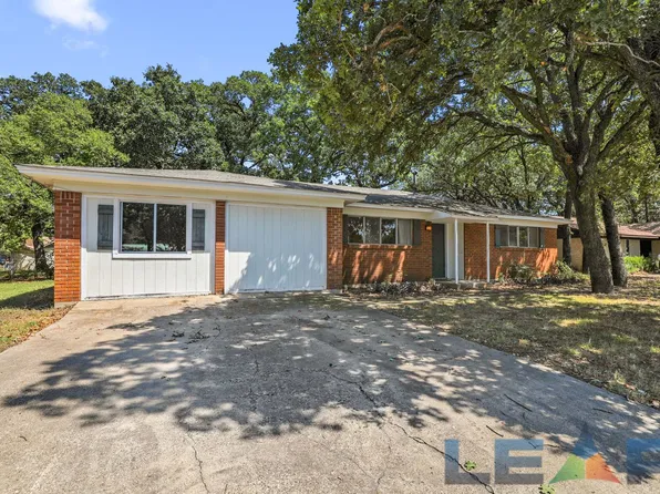 1917 Jacqueline Dr, Denton, TX 76205