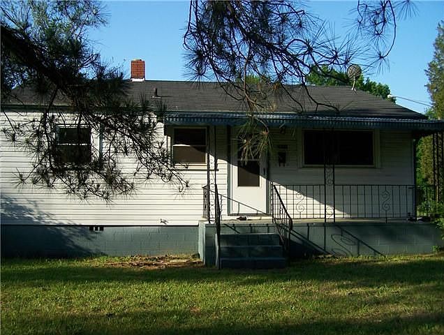2nd image of 1611 James St