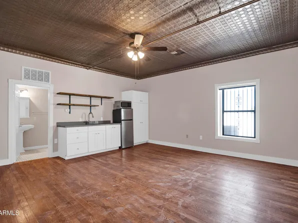 5753 W Glendale Ave #203, Glendale, AZ 85301