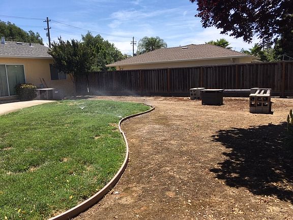 5th image of 3645 Cadwallader Ave
