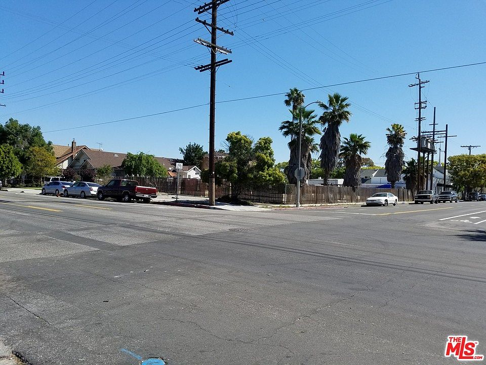 1st image of 1108 Broad Ave