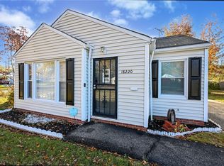 18220 Invermere Ave, Cleveland, OH 44128
