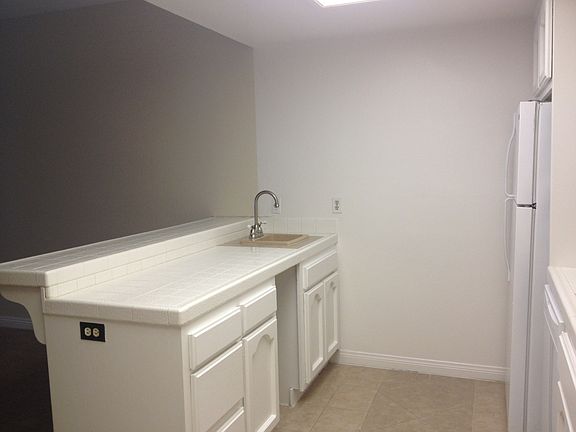 4th image of 17200 Newhope St APT 28A