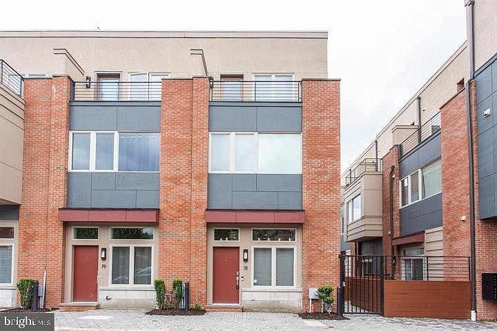 1st image of 919 N 5th St Unit 18