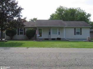 1058 Kettering St, Burton, MI 48509