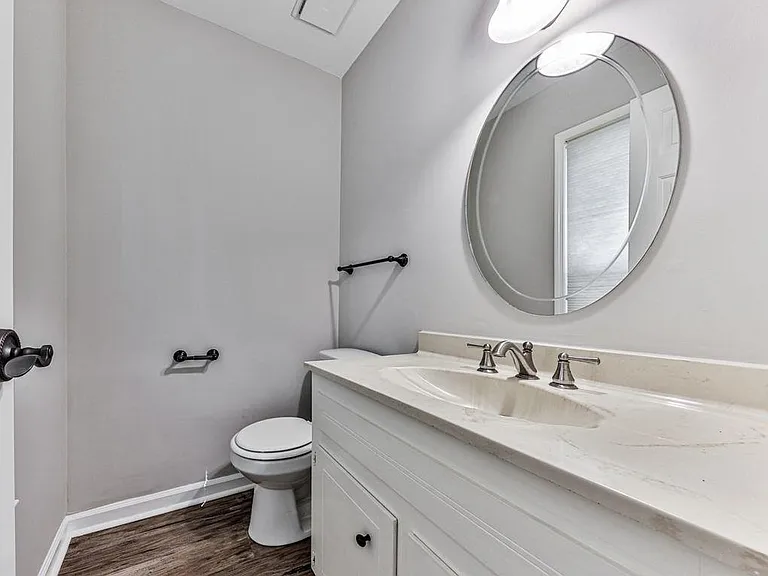 1365 Old Virginia Ct SE — Photo 9