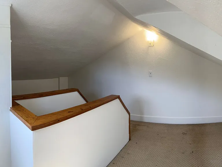 811 Evergreen Ave — Photo 5