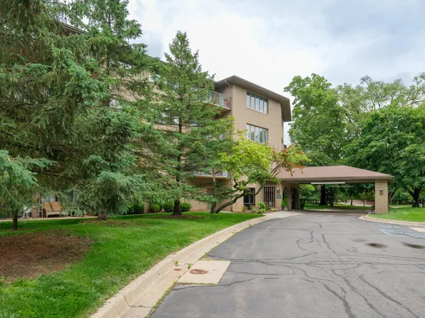 4040 Greenleaf Cir APT 108, Kalamazoo, MI 49008