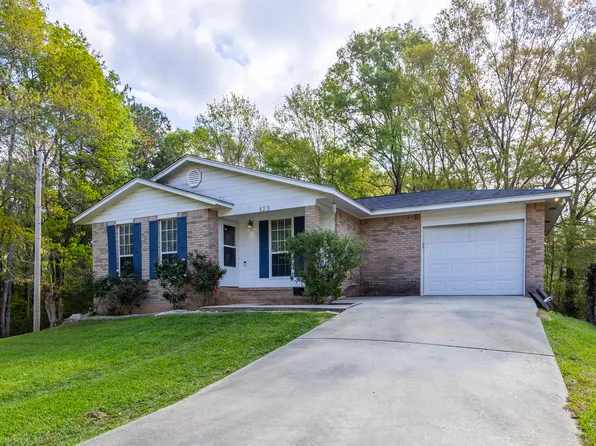 423 Sam Rayburn Dr, Hattiesburg, MS 39402